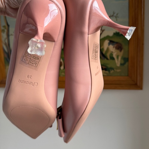 C.Paravano Pink Blush Metal Tie Buckle Kitten Heels Designer Olivia NEW 8.5 Pump - Picture 9 of 12